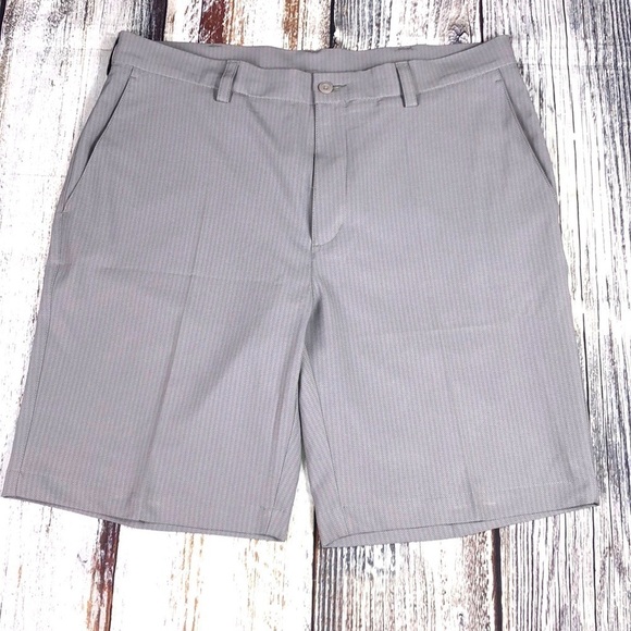 RoundTree & Yorke Gray Performance Shorts Size 35 - Picture 1 of 9